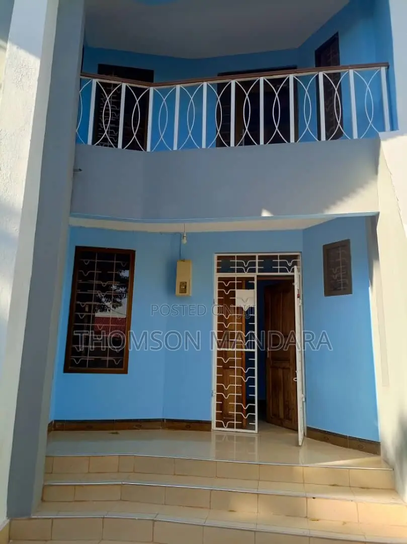 4bdrm Bungalow in House At Rau, Moshi Urban for sale