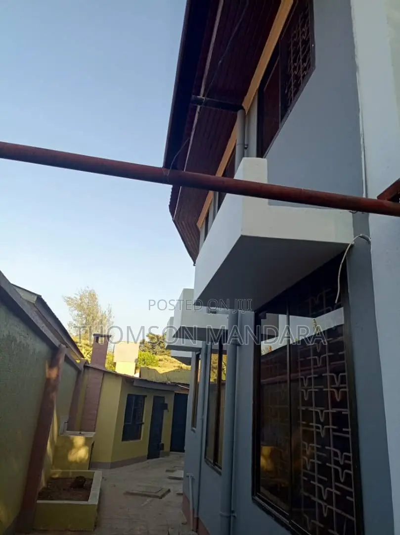 4bdrm Bungalow in House At Rau, Moshi Urban for sale