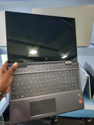 Laptop HP Envy X360 15z 16GB AMD Ryzen 5 SSD 512GB