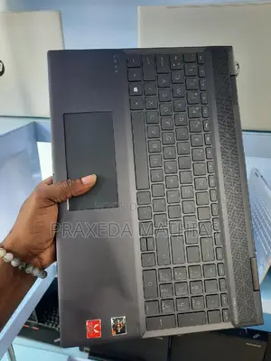 Laptop HP Envy X360 15z 16GB AMD Ryzen 5 SSD 512GB
