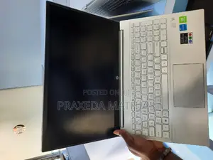 New Laptop HP Pavilion 15 12GB Intel Core I5 SSD 512GB