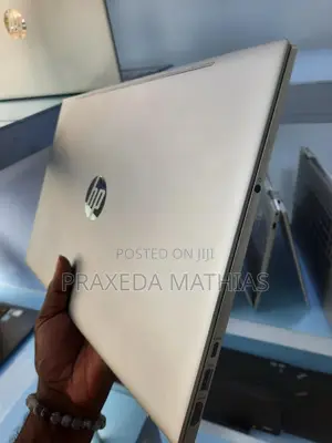 New Laptop HP Pavilion 15 12GB Intel Core I5 SSD 512GB
