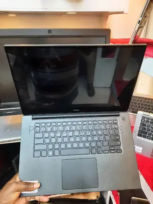 Laptop Dell Precision 5540 16GB Intel Core I7 SSD 512GB