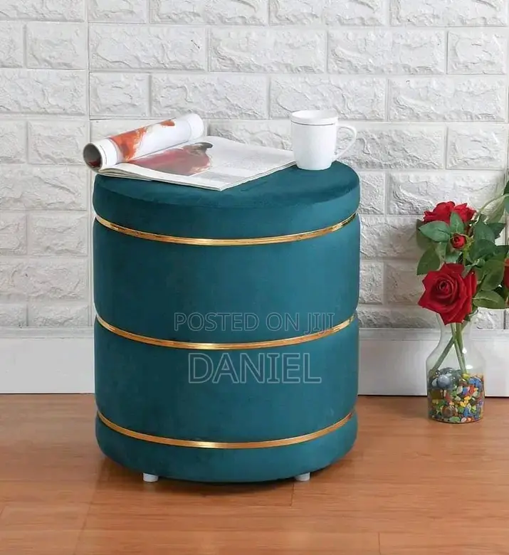 Stool Za Kisasa