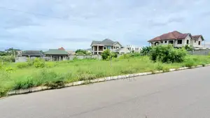 Corner Plot for Sale Mbwenijkt