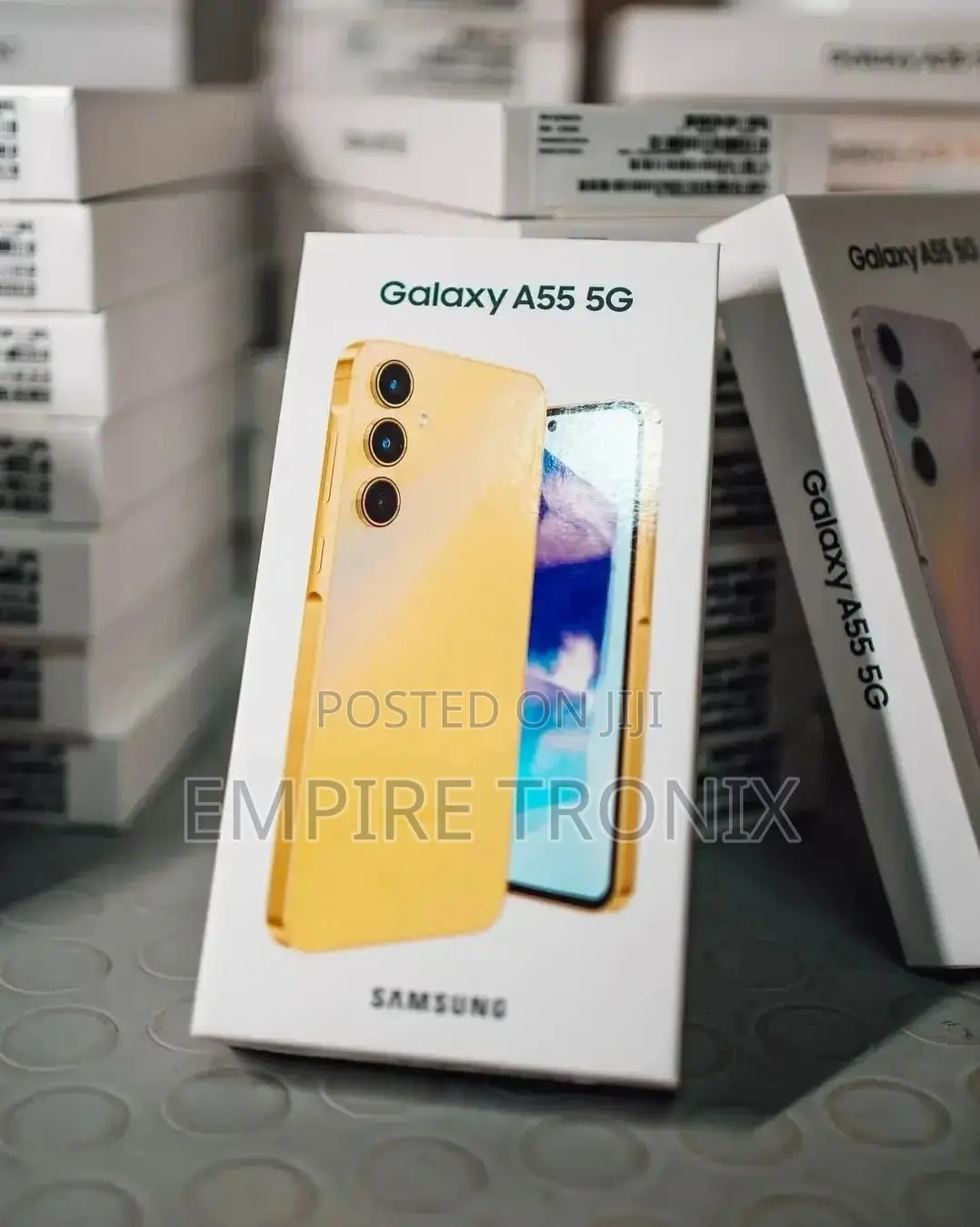 New Samsung Galaxy A55 128 GB Yellow
