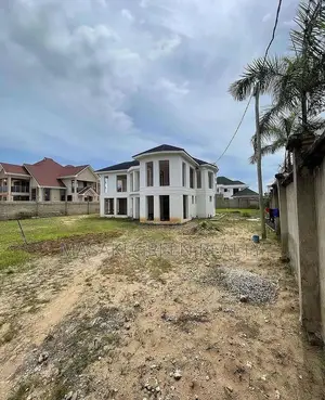 4bdrm House in Mbweni Jkt, Kinondoni for sale