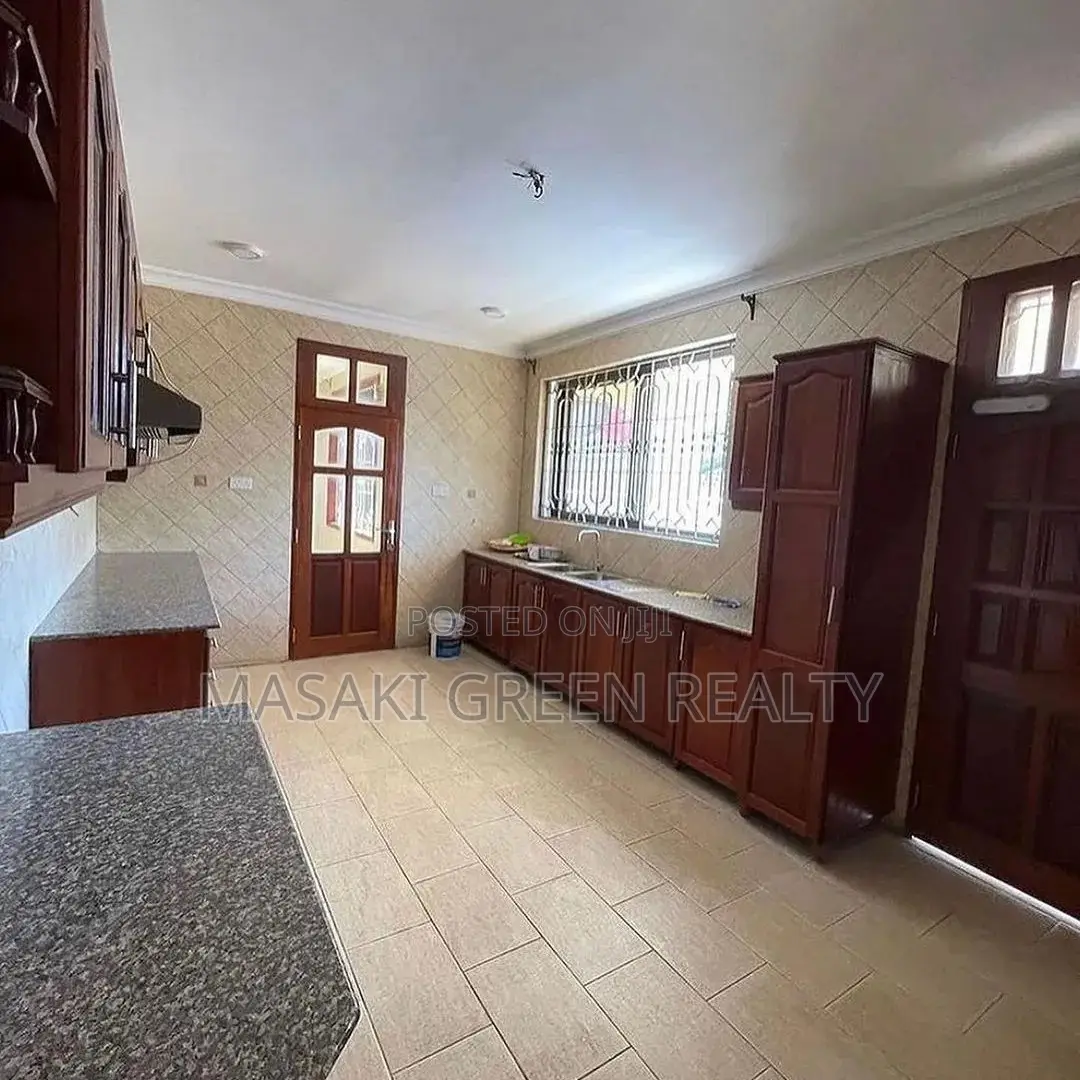 4bdrm House in Tegeta Masaiti, Kinondoni for sale