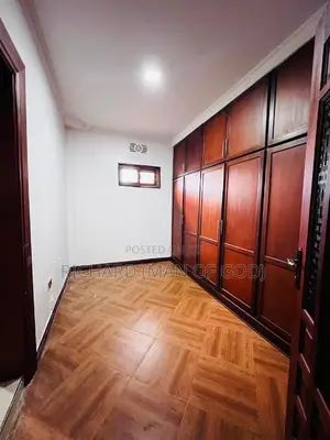 5bdrm Bungalow in Arusha for rent