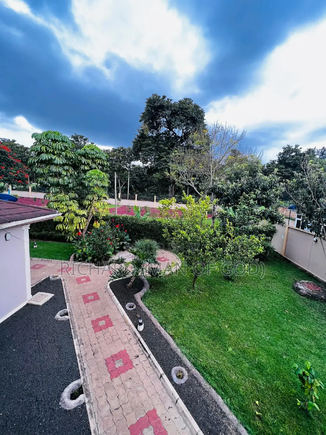 5bdrm Bungalow in Arusha for rent