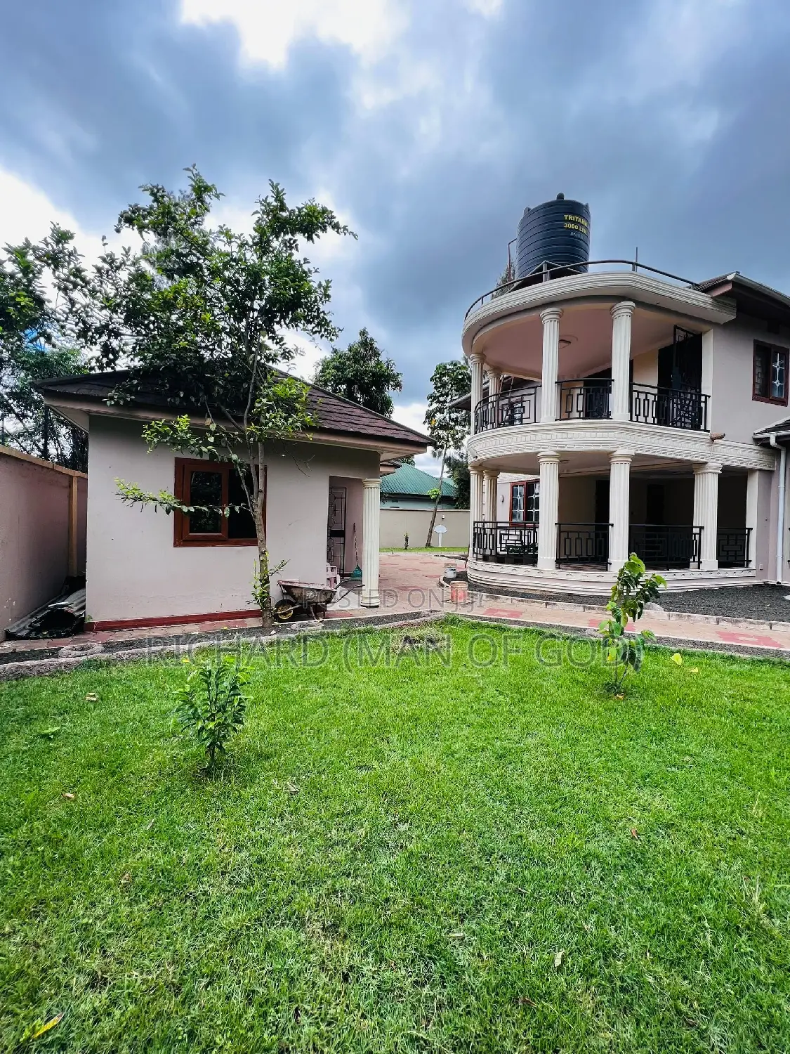 5bdrm Bungalow in Arusha for rent