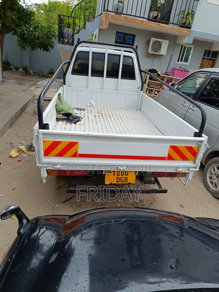 Toyota TownAce 2005 White