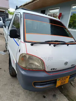 Toyota TownAce 2005 White