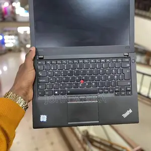 Laptop Lenovo ThinkPad X260 8GB Intel Core I5 HDD+SSD 500GB