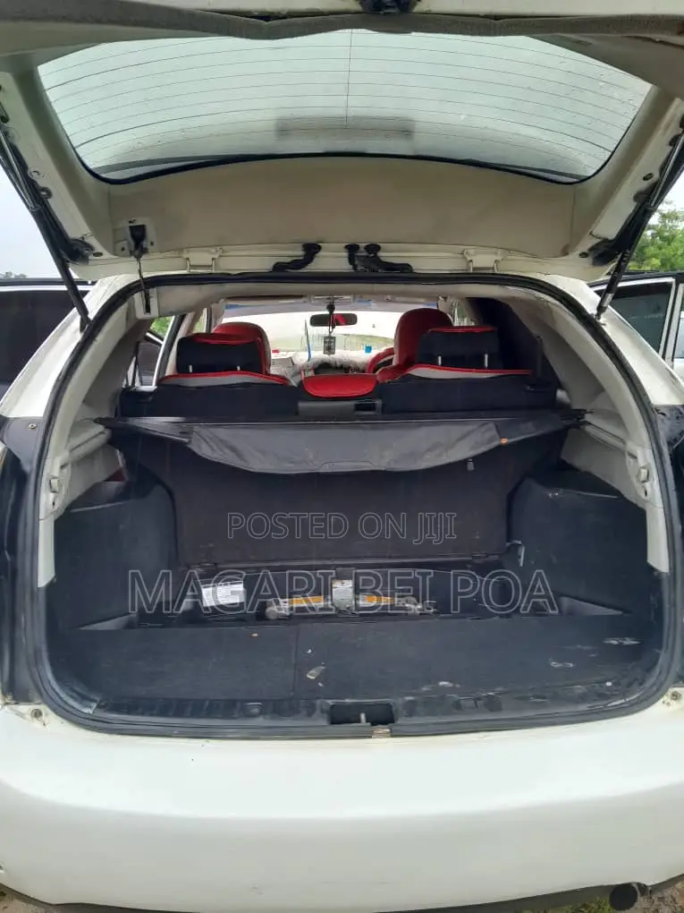 Toyota Harrier 2006 White