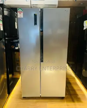 *LG Side by Side Refrigerator/ Fridge GCF-B507 With 
519 L