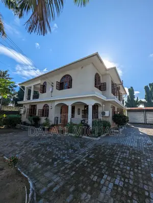 4bdrm House in Mbezibeach for sale