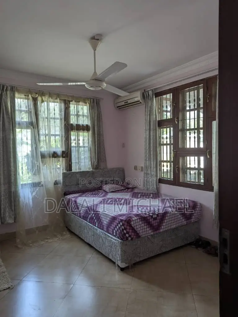 4bdrm House in Mbezibeach for sale