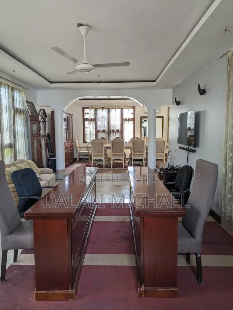 4bdrm House in Mbezibeach for sale