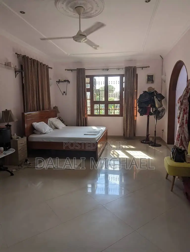 4bdrm House in Mbezibeach for sale