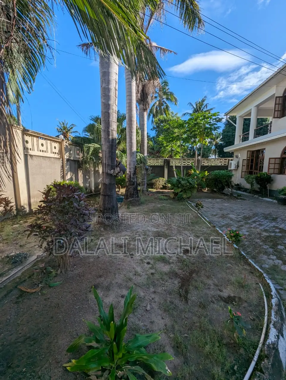 4bdrm House in Mbezibeach for sale