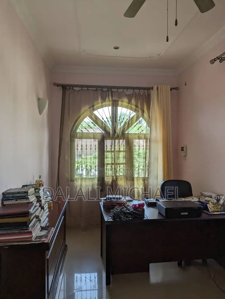 4bdrm House in Mbezibeach for sale