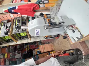 Electric Born Saw