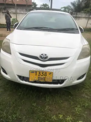 Toyota Belta 2009 White