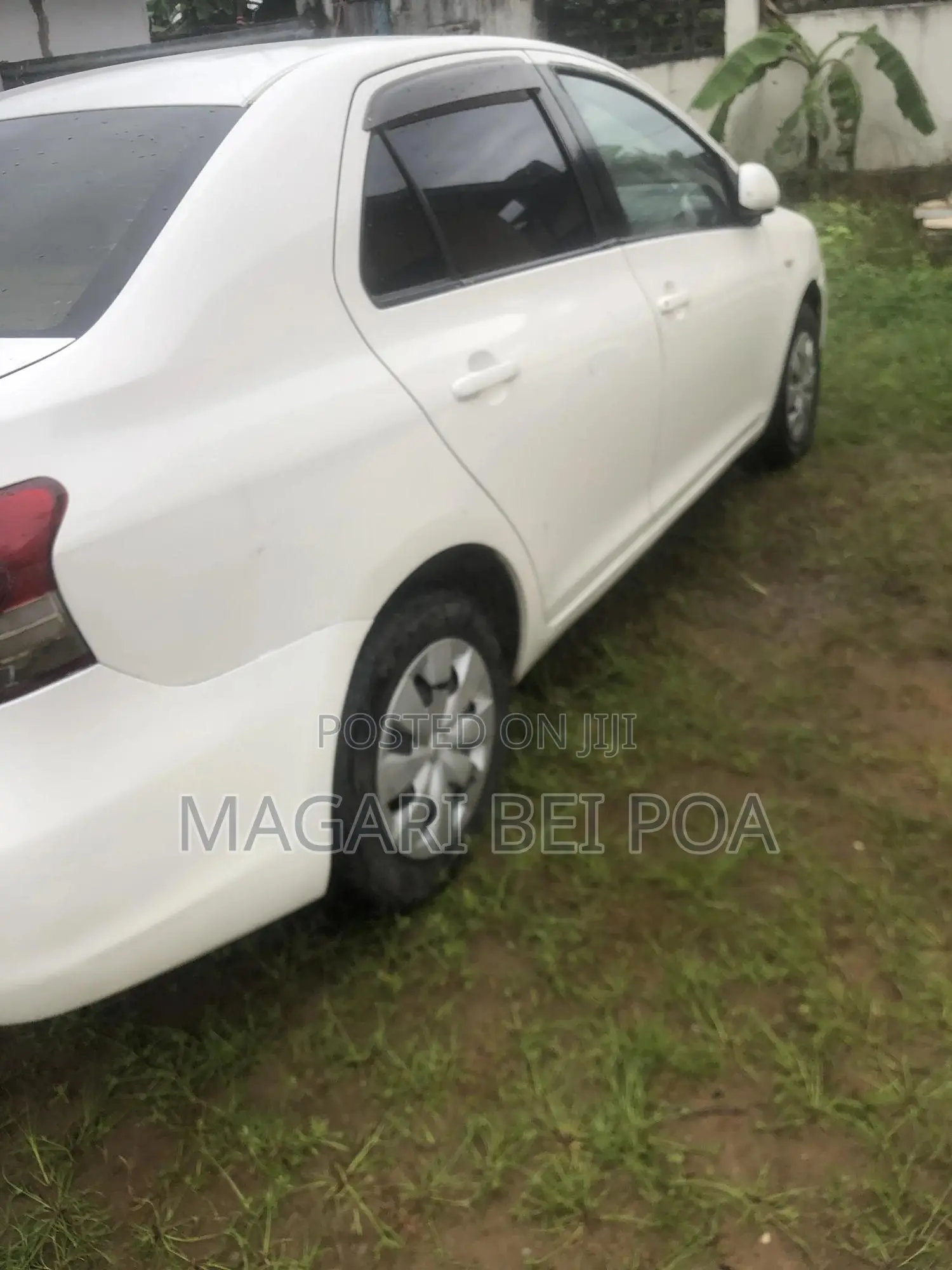 Toyota Belta 2009 White