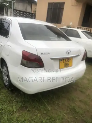 Toyota Belta 2009 White