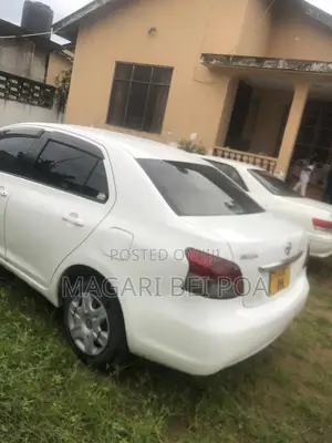 Toyota Belta 2009 White