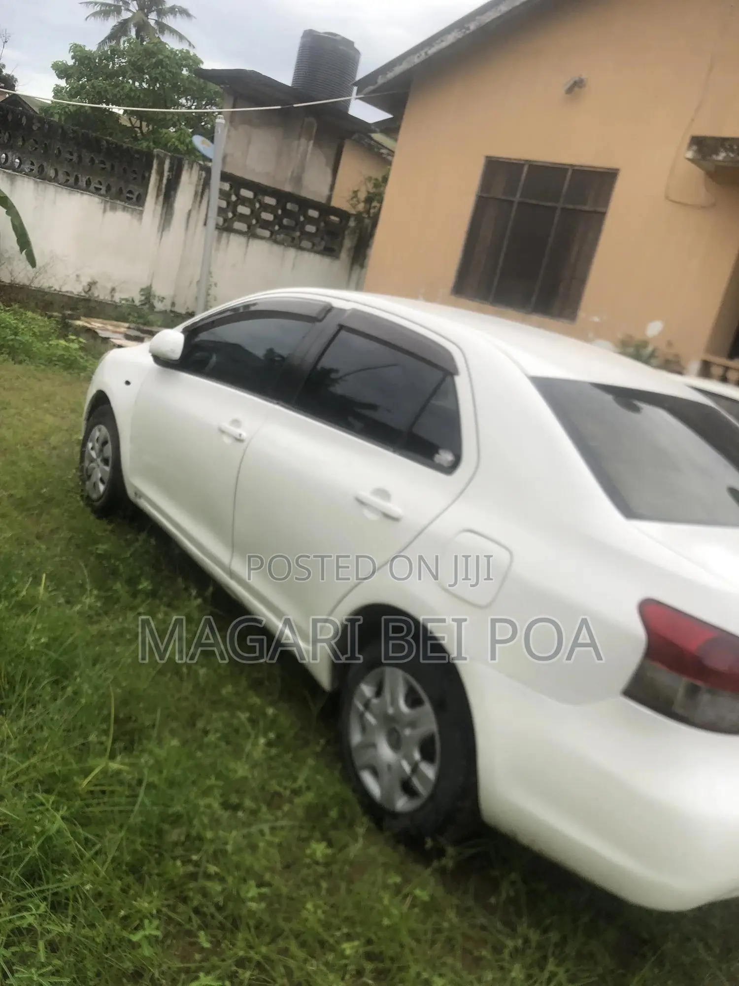 Toyota Belta 2009 White