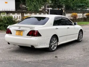 Toyota Crown 2005 White