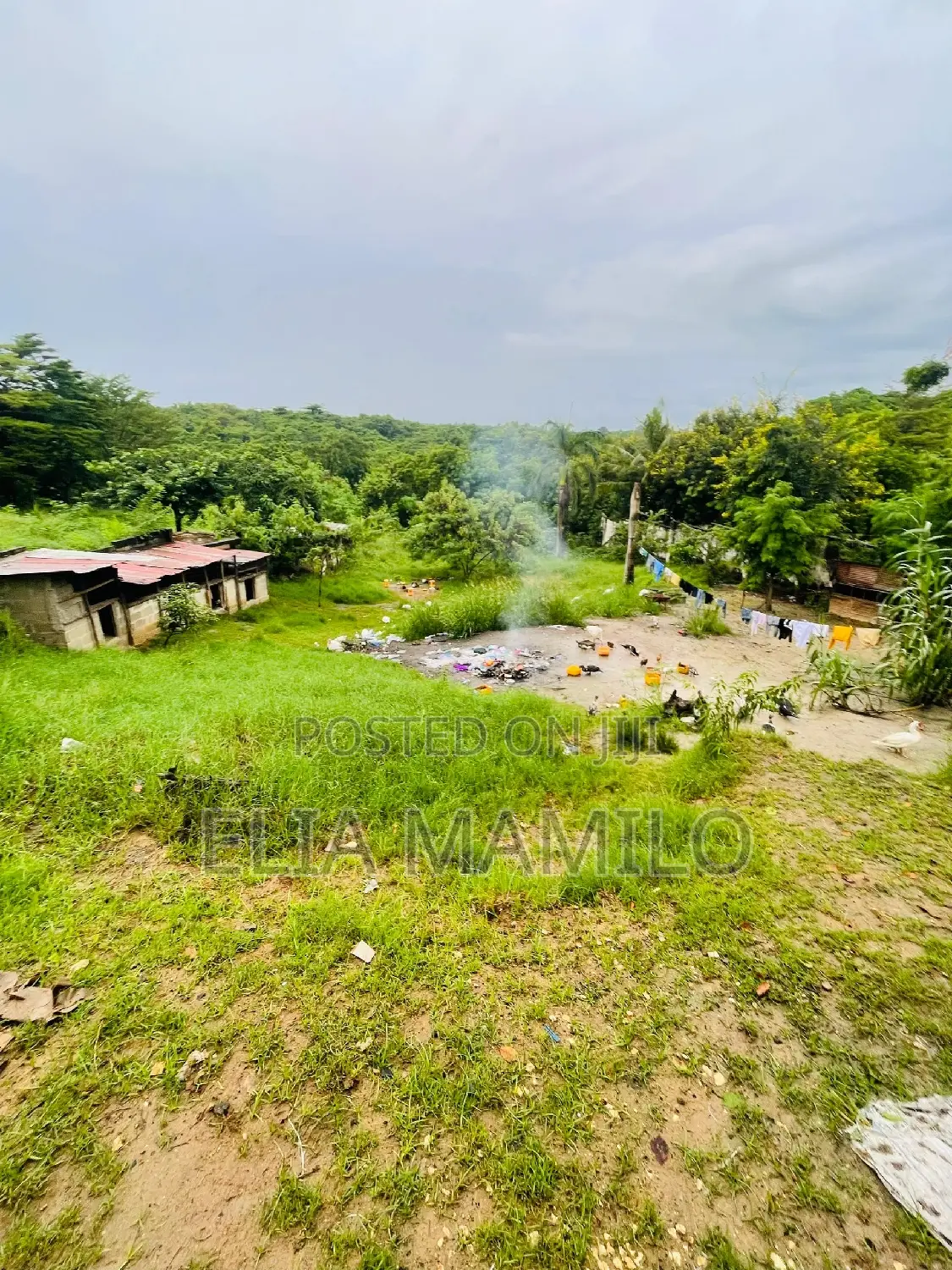 Plot Facing the Road Is for Sale in Dar ES Salaam Makongo