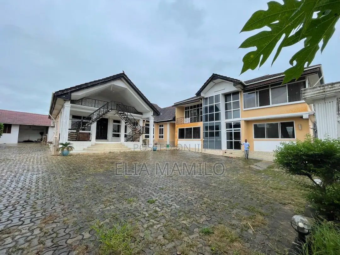 Furnished 6bdrm House in Tegeta Wazo, Kinondoni for sale