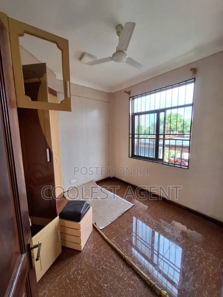 5bdrm Apartment in Morocco, Kinondoni for rent