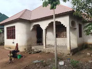 4bdrm House in Taiwan, Nyamongoro for sale