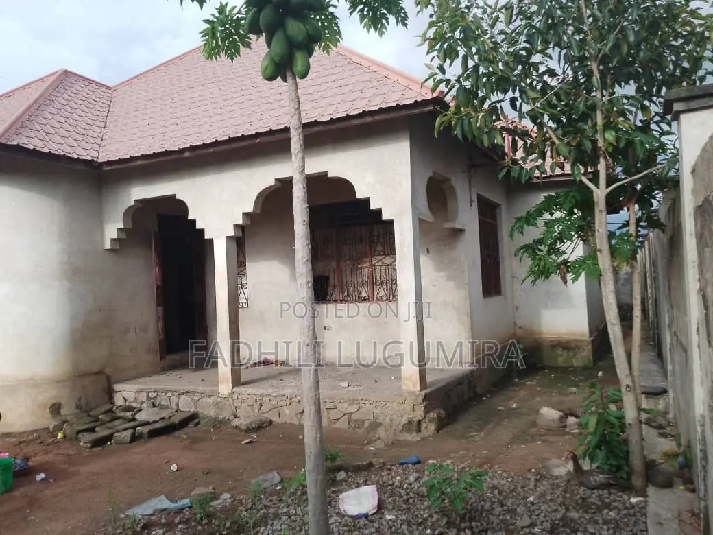 4bdrm House in Taiwan, Nyamongoro for sale