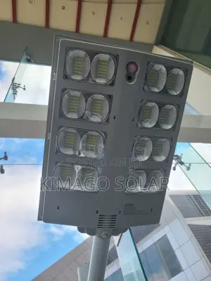 2000W Hii Taa Ya Solar Unafunga Kwenye Eneo LA Nyumba Yako