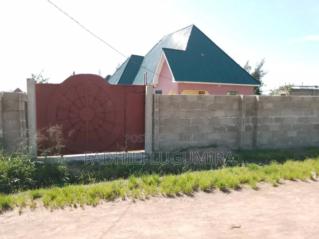 Furnished 3bdrm House in Kishiri for sale