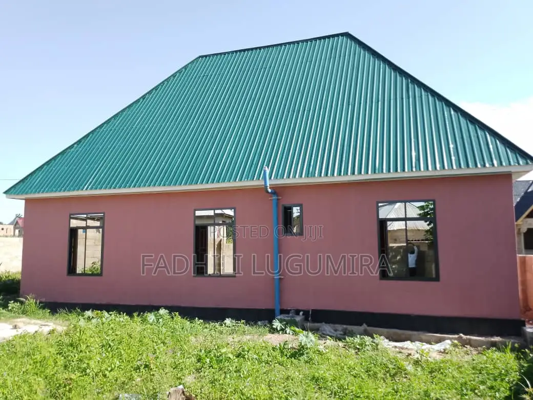 Furnished 3bdrm House in Kishiri for sale
