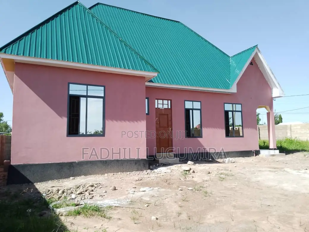Furnished 3bdrm House in Kishiri for sale