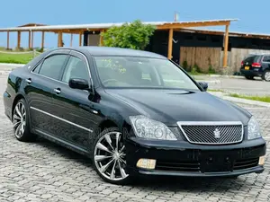 Toyota Crown 2004 Black