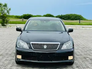 Toyota Crown 2004 Black