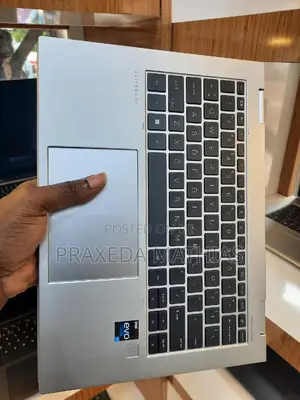 New Laptop HP EliteBook X360 1040 G9 16GB Intel Core I7 SSD 512GB