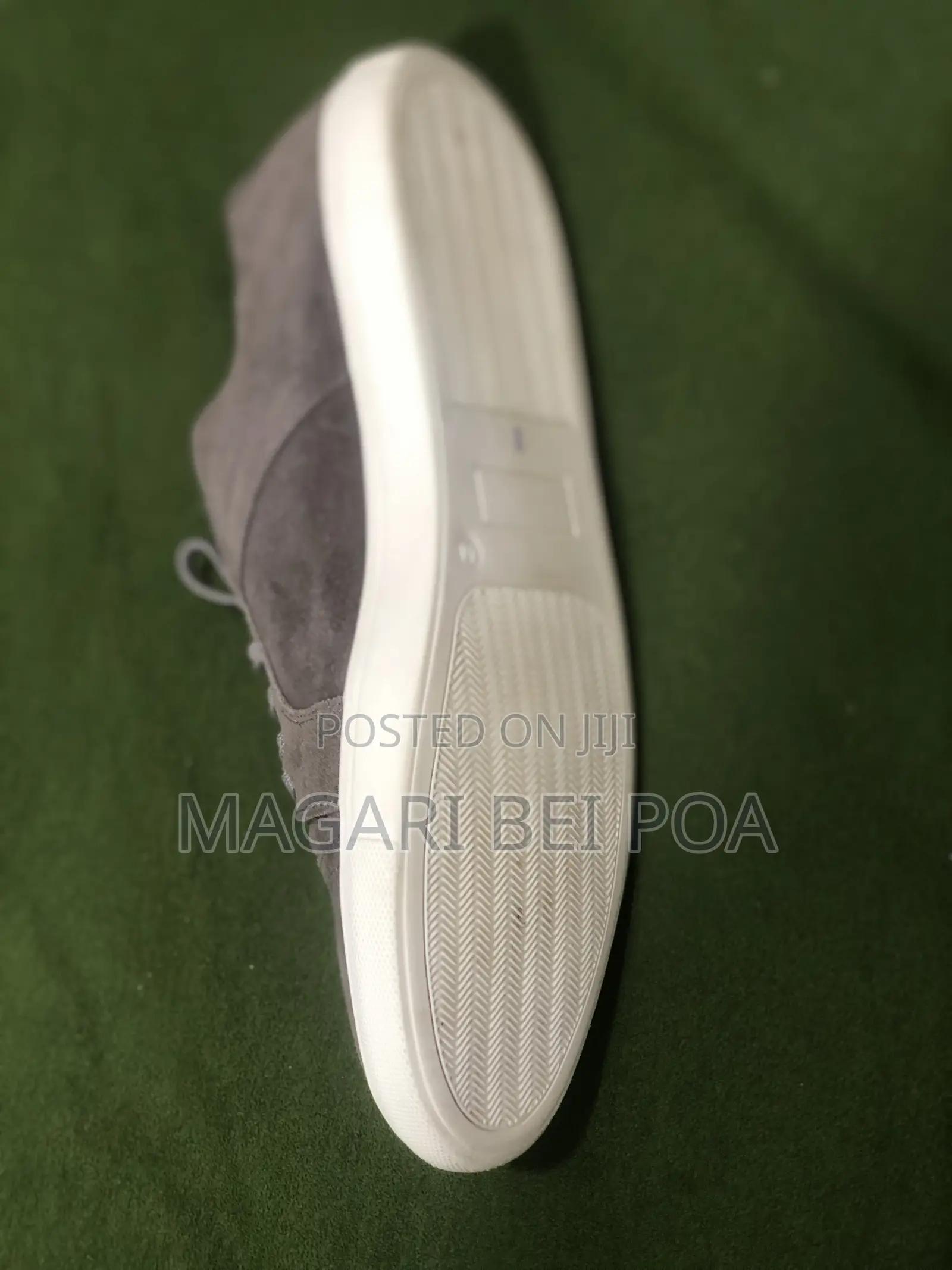 Redfoot Sneaker