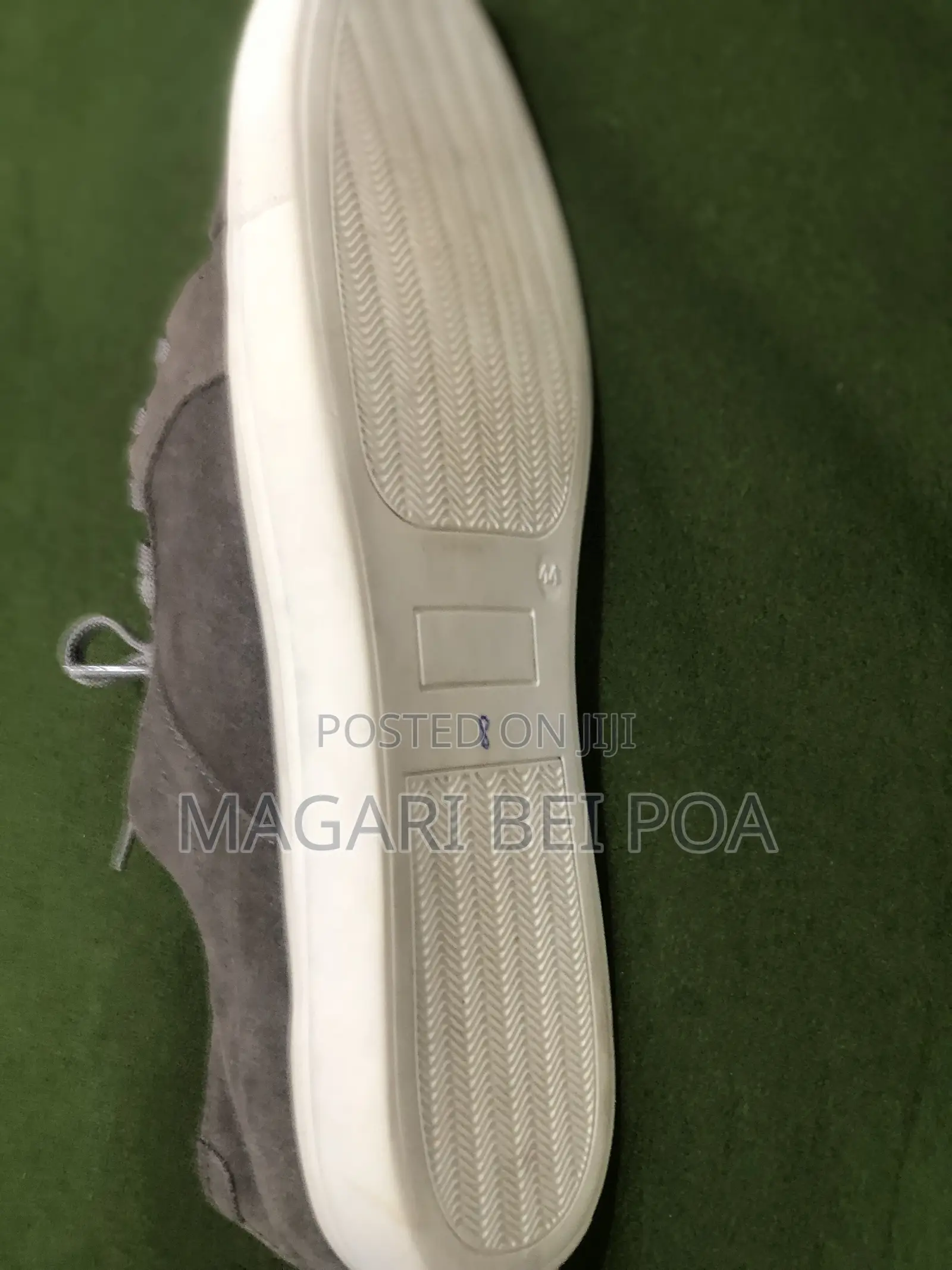 Redfoot Sneaker