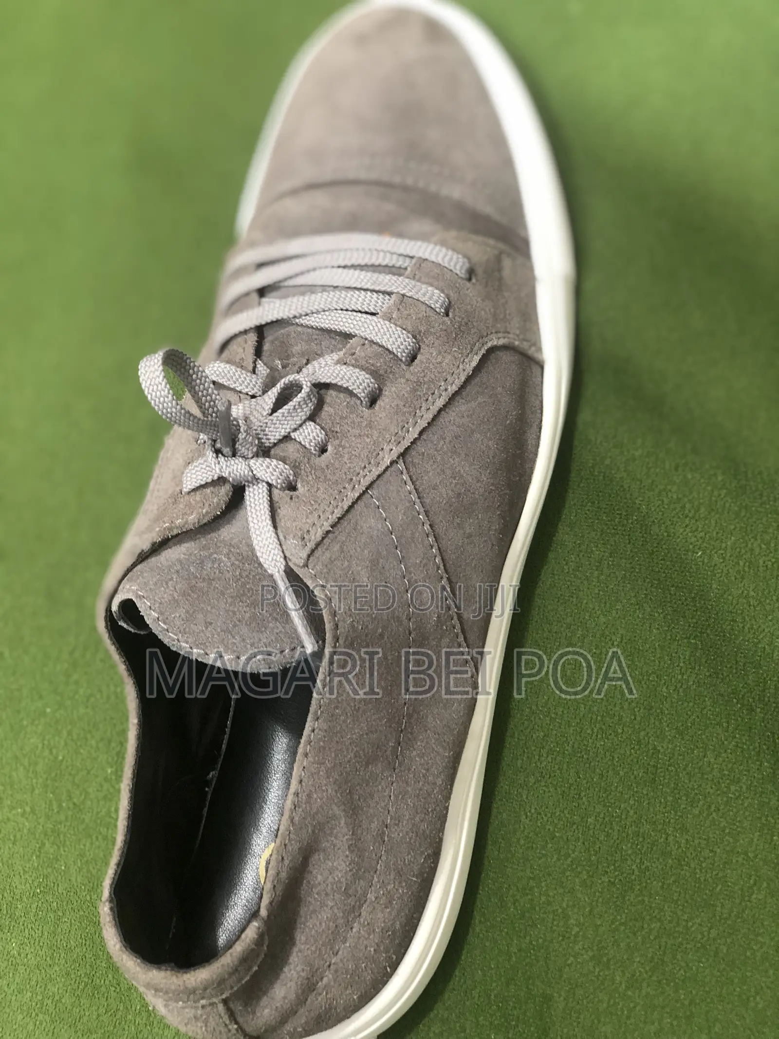 Redfoot Sneaker