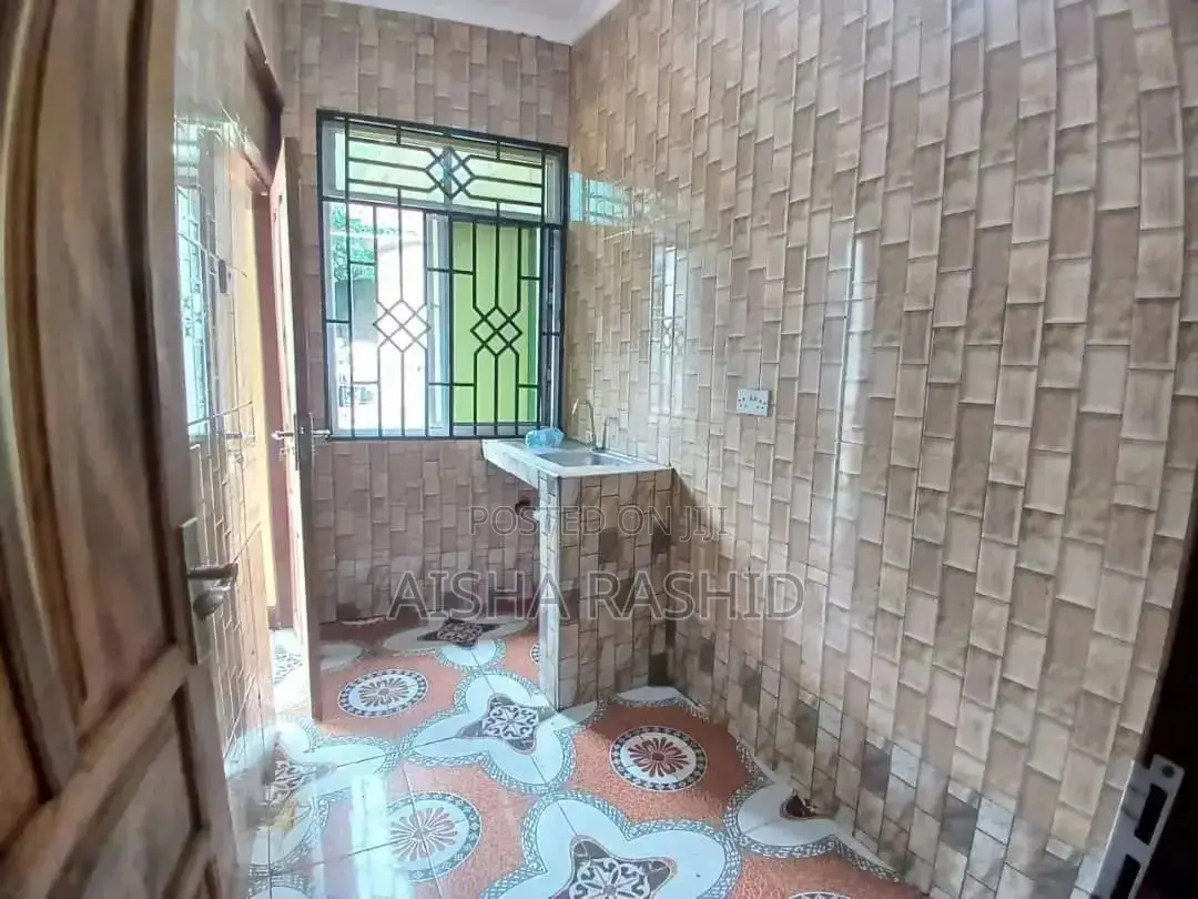 2bdrm Apartment in Kimara for rent