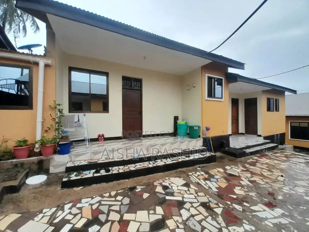 1bdrm Apartment in Kimara for rent
